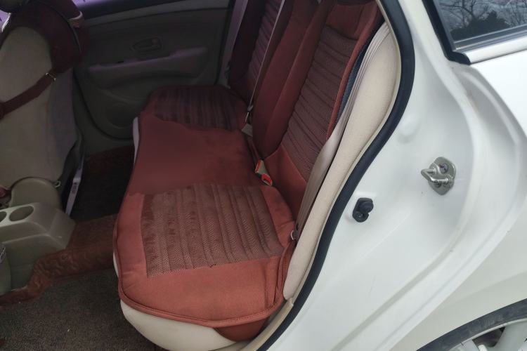 Used Nissan Sylphy 2016 Classic 1.6XE Manual Leading Edition Left Rear Seat