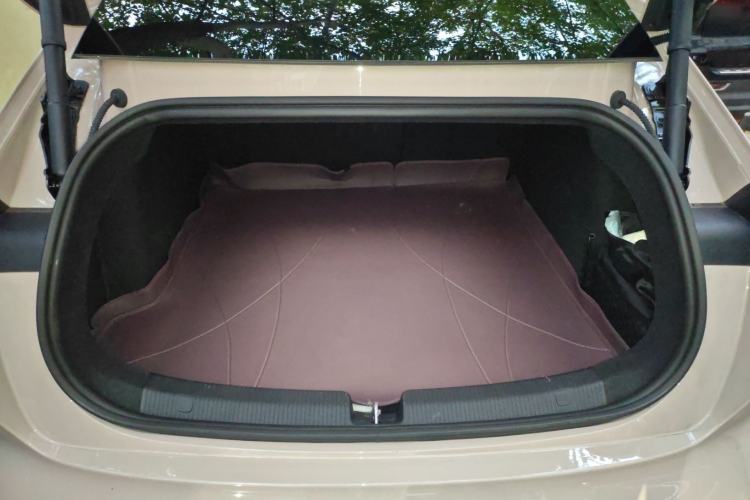 Used Nio ET5 2024 75 kWh Trunk