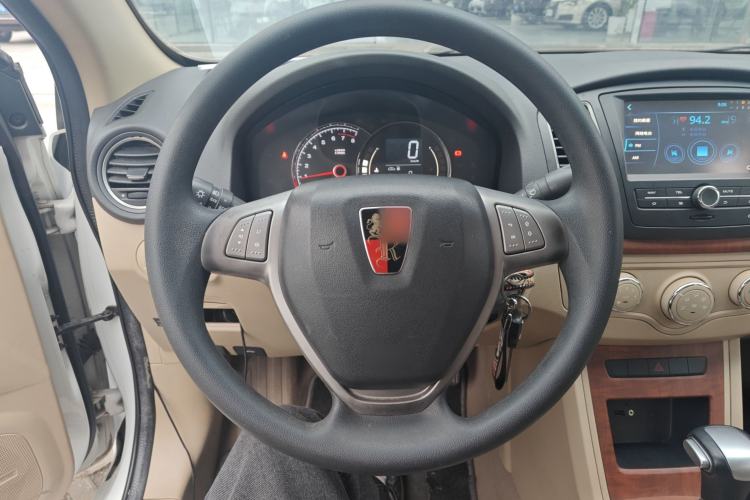 Used Roewe 350 2014 1.5L Automatic Xunyue Version
