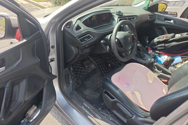 Used Peugeot 308 2016 1.6L Automatic Fashion Edition
