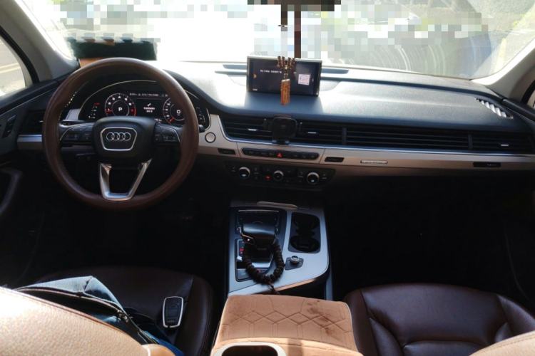 Used Audi Q7 2019 45 TFSI Comfort Model