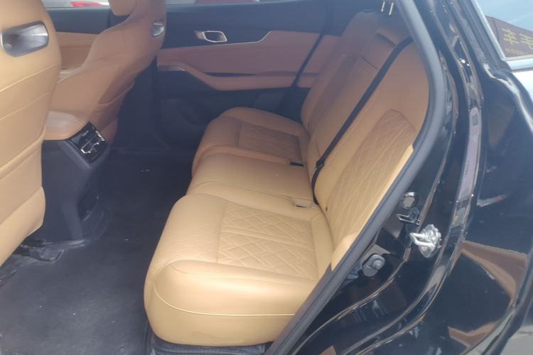 Used CHANGAN UNI-K 2021 2.0T All-Wheel Drive Prestige Version
