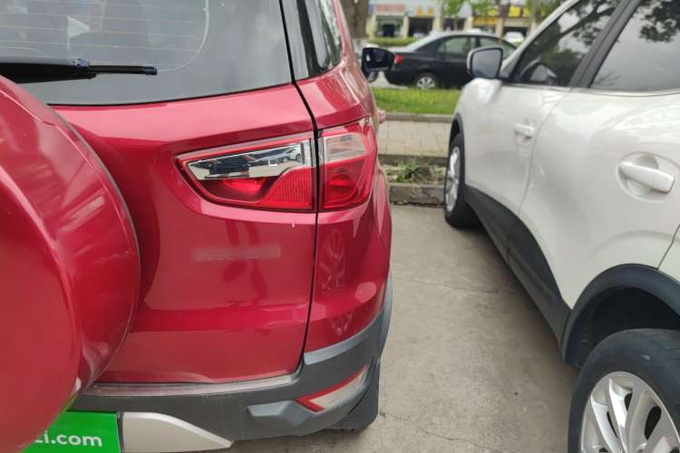 Used Ford EcoSport 2013 1.5L Automatic Fashion Model