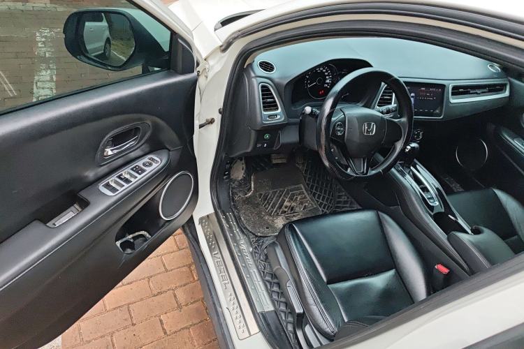 Used Honda Vezel 2015 1.5L CVT two-wheel drive Comfort trim