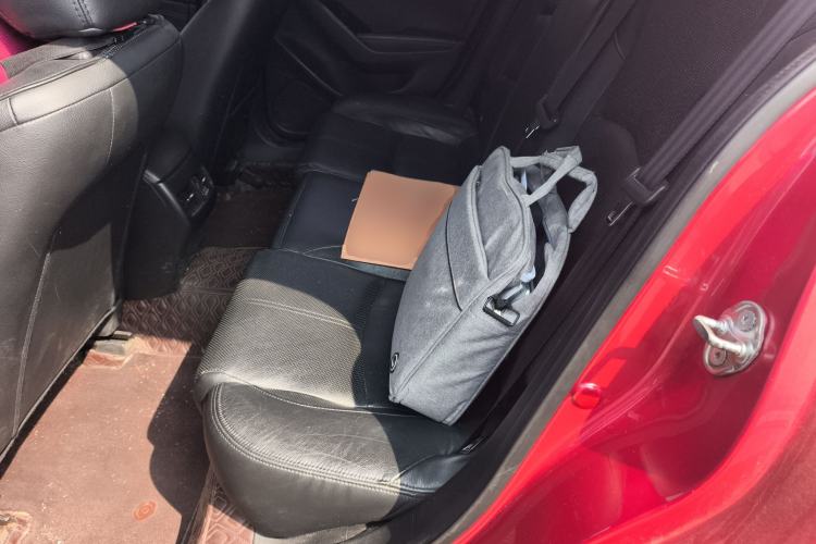 Used Mazda Mazda 3 Axela 2017 Hatchback 2.0L Automatic Sport Model China V Emission Standard
