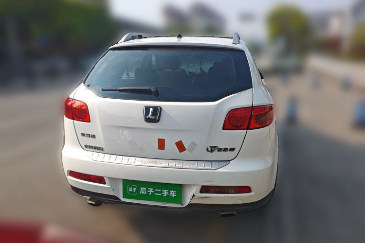 Used Luxgen Great 7 SUV 2014 2.2T Two-Wheel-Drive Smart Version Rear