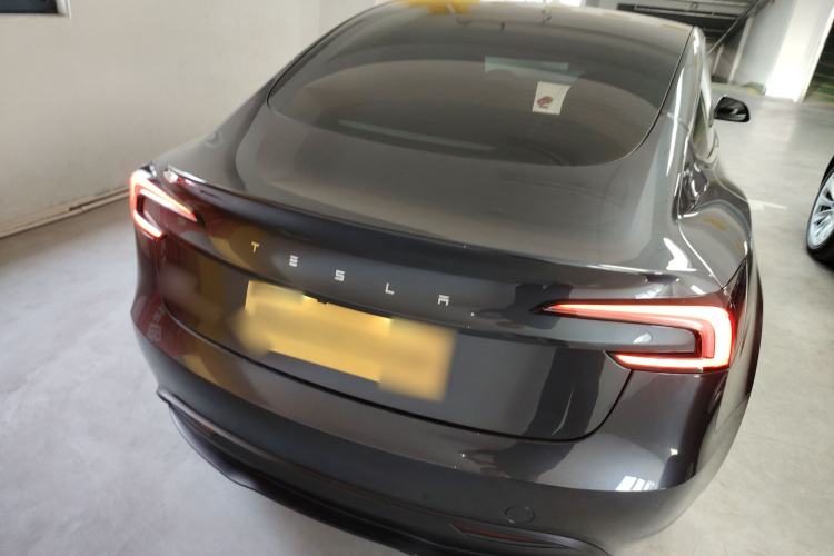 Used Tesla Model 3 2023 Rear-Wheel-Drive Version
