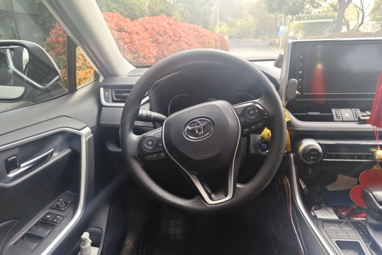 Used Toyota RAV4 2020 2.0L CVT Two-Wheel Drive Fashion Edition