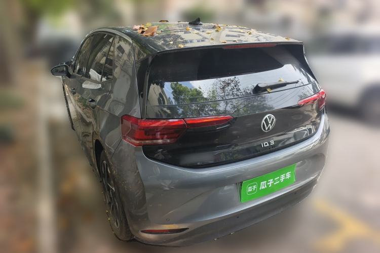 Used Volkswagen ID.3 2024 Outstanding Edition Rear Left 45 Deg