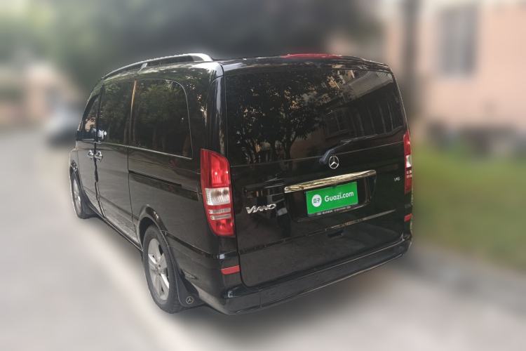 Used Mercedes-Benz Viano 2011 2.5L Navigator Edition