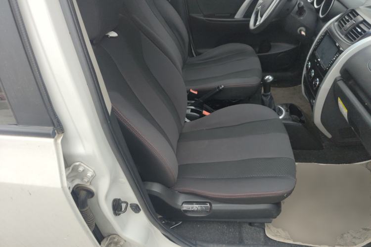 Used Changan CX20 2014 1.4L Manual Sunroof Navigation Version China V Standard
