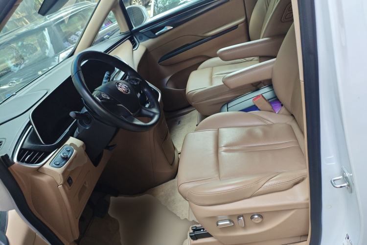 Used Buick GL8 2020 ES Land Cruiser 653T Luxury Model Left Front Seat