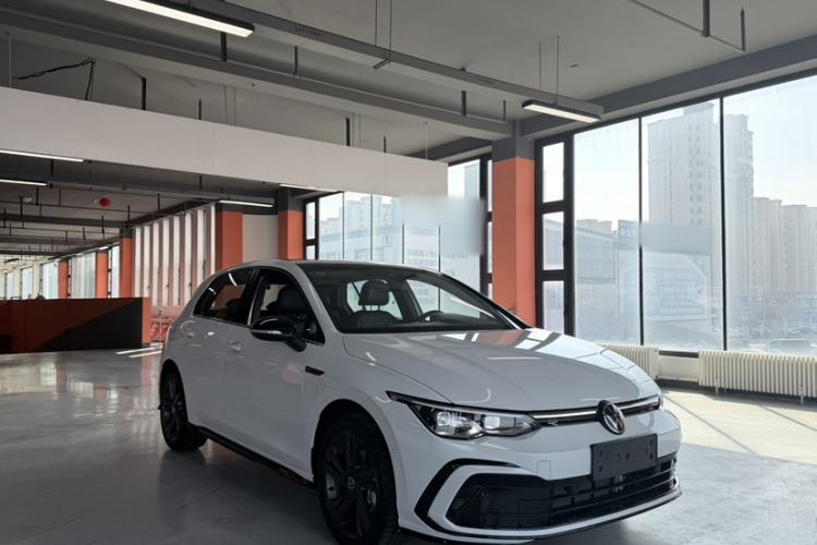 Used Volkswagen Golf 2024 280TSI DSG R-Line 50th Anniversary Edition
