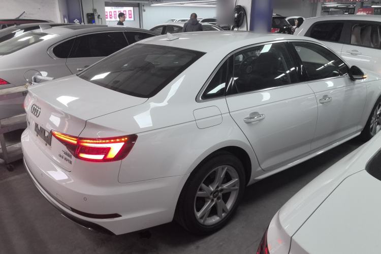 Used Audi A4L 2019 35 TFSI Ambition China VI