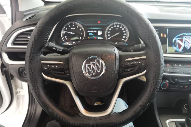 Used Buick GT 2021 Revised Version Flagship 1.5L Automatic Elite Edition Steering Wheel