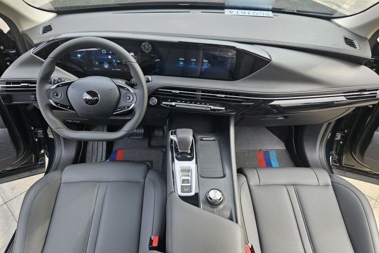 Used Dongfeng Aeolus Huge 2024 Mach Power 1.5T Premium Model
