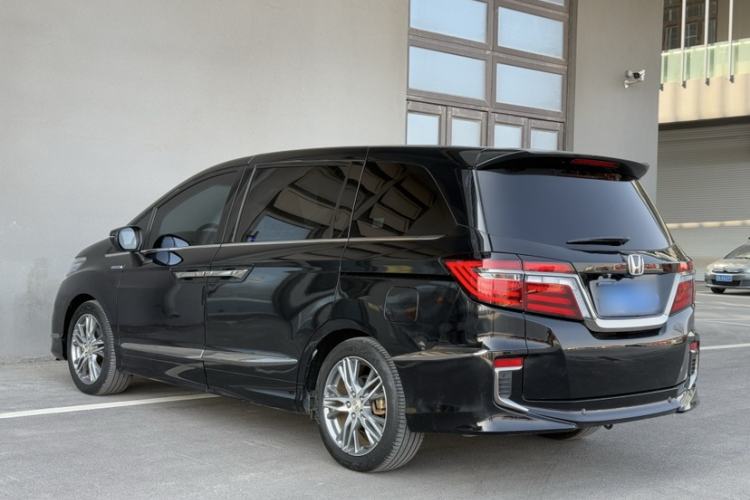 Used Honda Elysion 2019 2.0L Hybrid Supreme Edition
