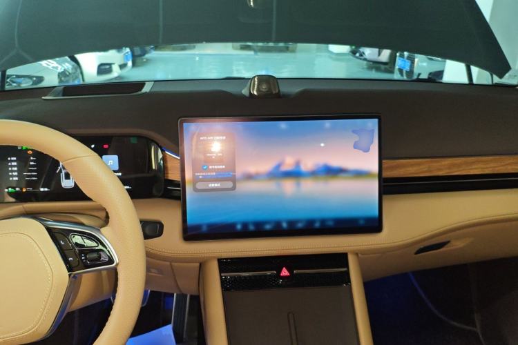 Used Hima AITO M7 2024 1.5T Intelligent Drive 4x4 Max Edition 6 Seats Center Console