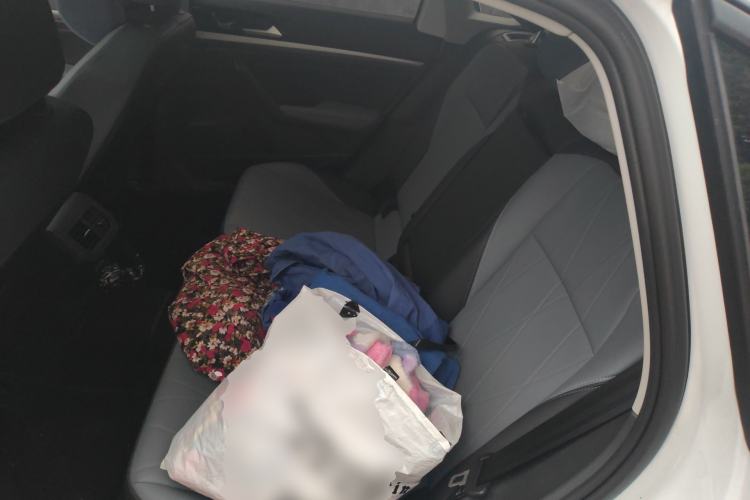 Used Volkswagen Lavida 2024 1.5L Automatic Starry Sky 5 Million Edition Left Rear Seat