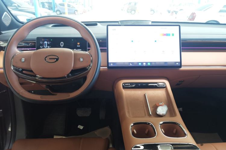 Used GAC Trumpchi Xiangwang S7 2025 205km Max Intelligent Driving Version Center Console