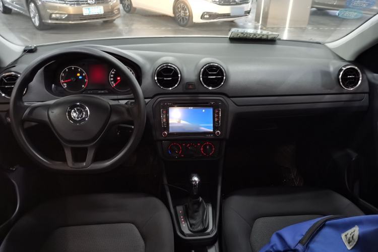 Used Volkswagen Jetta 2017 1.5L Automatic Fashion Model
