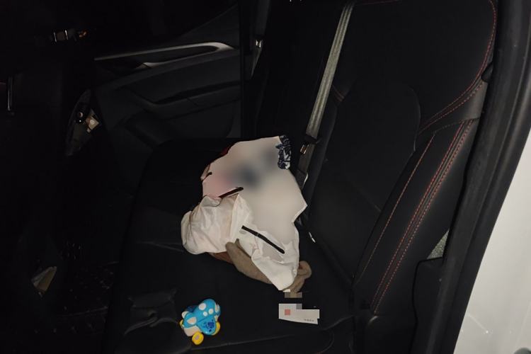 Used SAIC MAXUS T60 2017 2.4L Gasoline Manual Transmission Two-Wheel Drive High Ground Clearance Comfort Edition Standard Cabin
