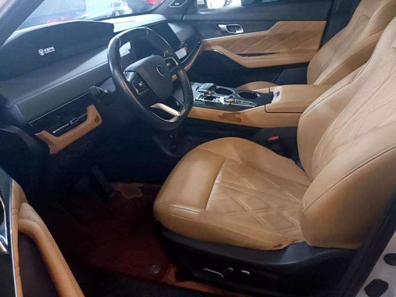 Used CHANGAN UNI-K 2023 2.0T Two-Wheel Drive Enjoyment Version — 14