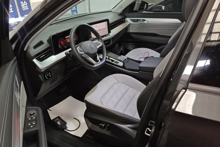 Used Volkswagen Tavendor 2025 Model 330TSI Luxury Journey—Shared Enjoyment Edition