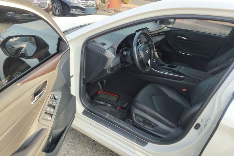 Used Toyota Avalon 2019 2.0L Luxury Edition China VI Standard
