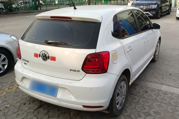 Used Volkswagen Polo 2016 1.4L Manual Fashion Model Rear Right 45 Deg