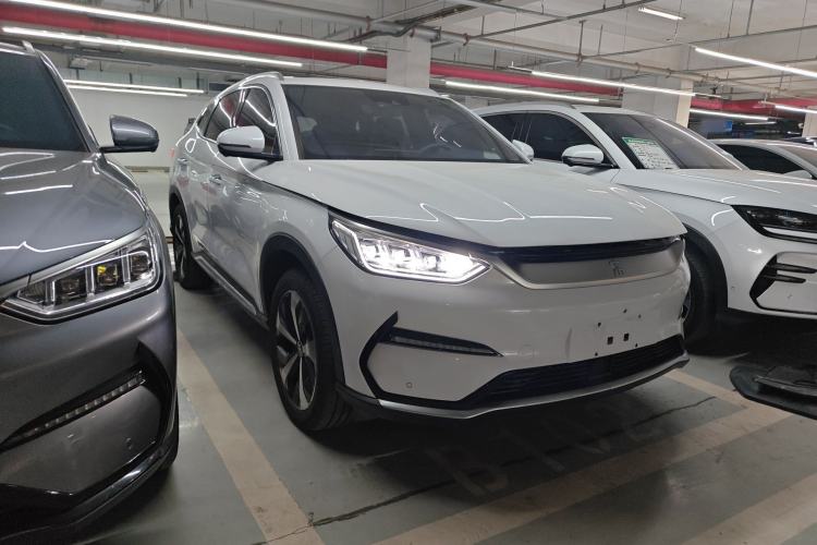 Used BYD Song PLUS New Energy 2021 EV Flagship Model Front Right 45 Deg