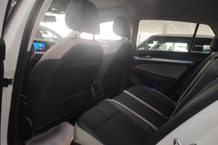 Used Volkswagen Golf 2023 Facelift 280TSI DSG Pro