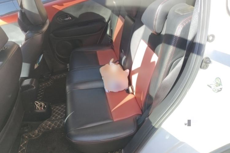 Used Honda Vezel 2020 1.5L CVT Pioneer Edition
