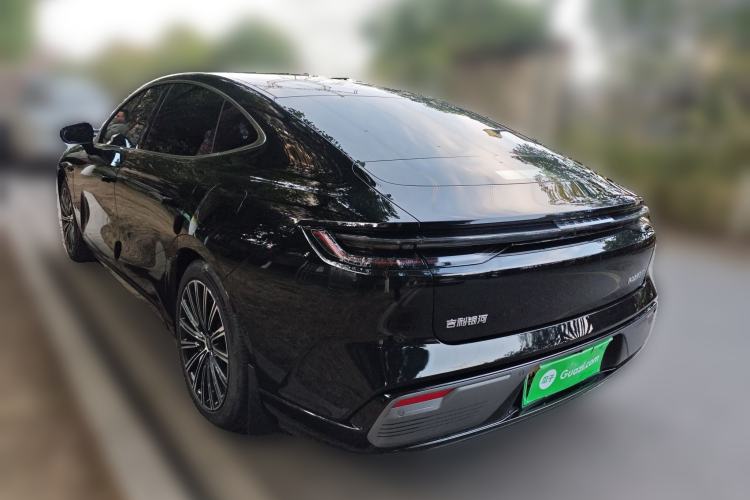 Used Geely Galaxy Galaxy 8 2025 130km EM-i Flagship Edition