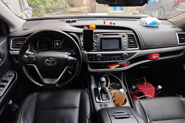 Used Toyota Highlander 2018 2.0T Four-Wheel Drive Luxury Version 7 Seats China VI Standard