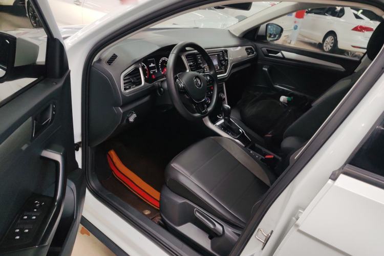 Used Volkswagen T-ROC 2020 280TSI DSG Two-Wheel-Drive Elite Version