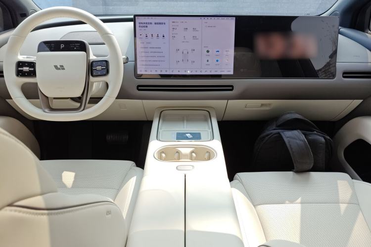 Used Li Auto i6 2025 Model Two-Wheel-Drive Standard Type