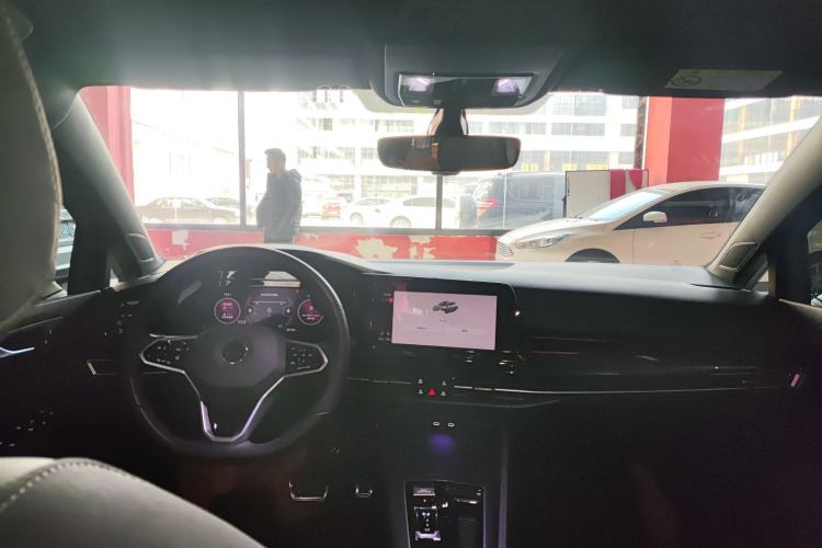 Used Volkswagen Golf 2024 280TSI DSG R-Line 50th Anniversary Edition
