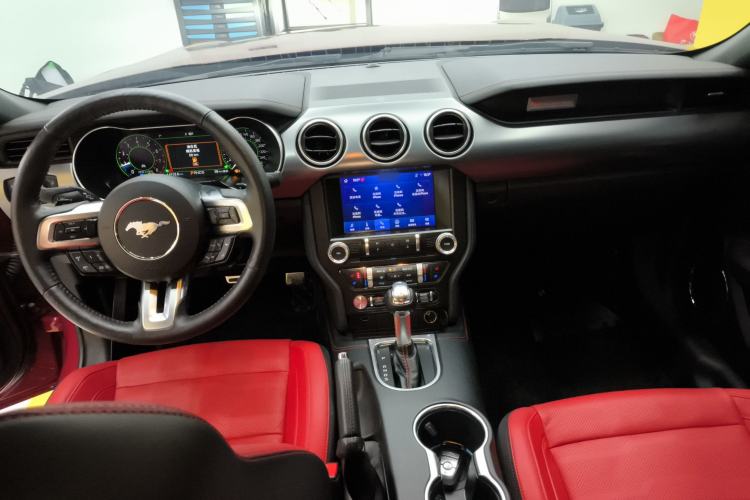 Used Ford Mustang 2021 2.3T EcoBoost Obsidian Phantom Special Edition Center Console