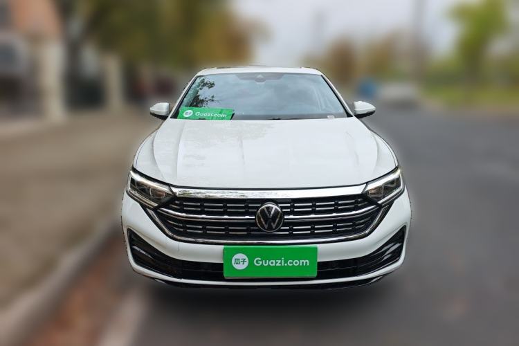 Used Volkswagen Sagitar 2025 Revised 300TSI DSG Excellence Edition Front