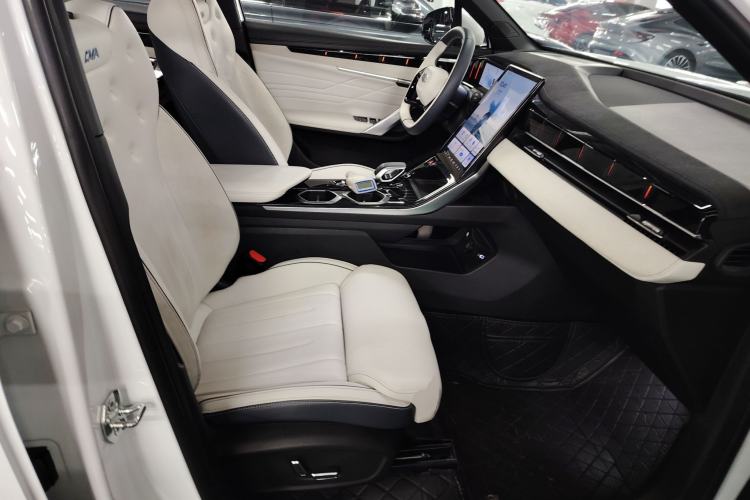 Used Geely Auto FX11 2023 1.5TD Leishen Hi·F Super Swift Right Front Seat