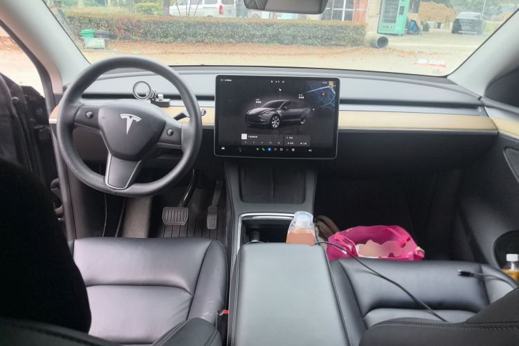 Used Tesla Model Y 2022 Revised Version Rear-Wheel Drive Center Console