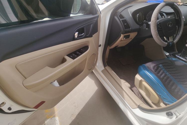 Used Bestune B50 2013 1.6L manual Comfort trim level
