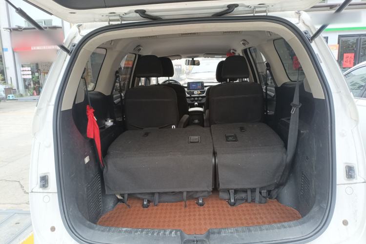 Used Baojun 730 2021 1.5L Manual Fashion Version 7 Seats Trunk