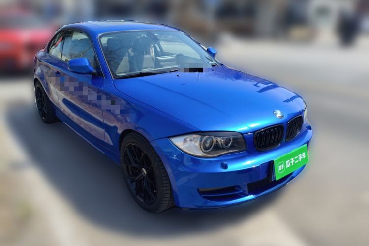 Used BMW 1 Series 2011 120i two-door coupe
