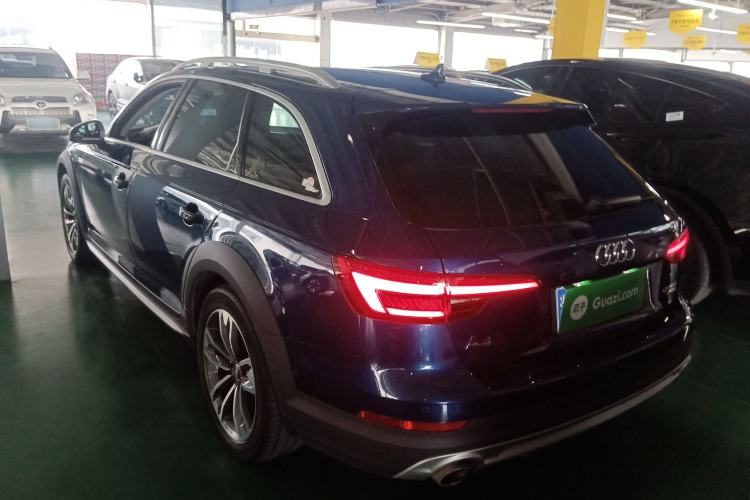 Used Audi A4 2017 45 TFSI allroad quattro Sport model
