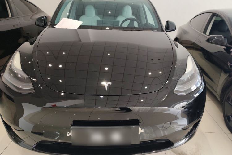 Used Tesla Model Y 2023 Rear-Wheel-Drive Version Front