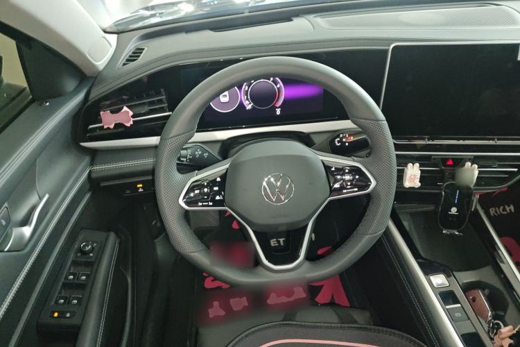 Used Volkswagen Passat 2025 Pro 380TSI Dragon Glory Edition Steering Wheel