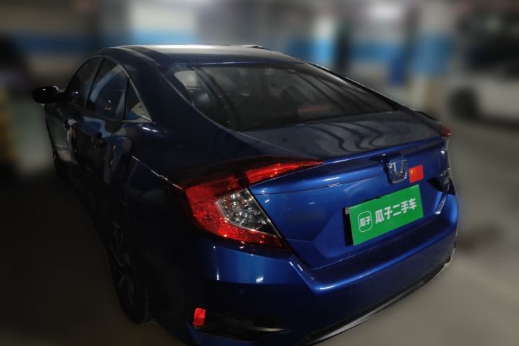 Used Honda Civic 2016 220TURBO CVT Luxury Edition Rear Left 45 Deg