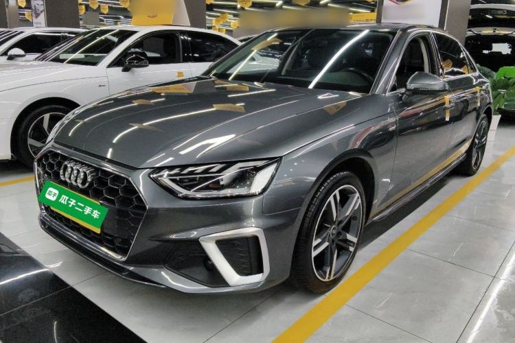 Used Audi A4L 2022 40 TFSI Luxury Dynamic Model